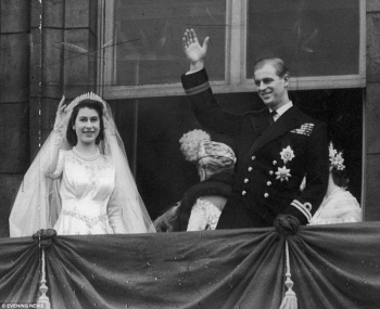 70 năm gắn bó của Hoàng thân Philip và Nữ hoàng Elizabeth II